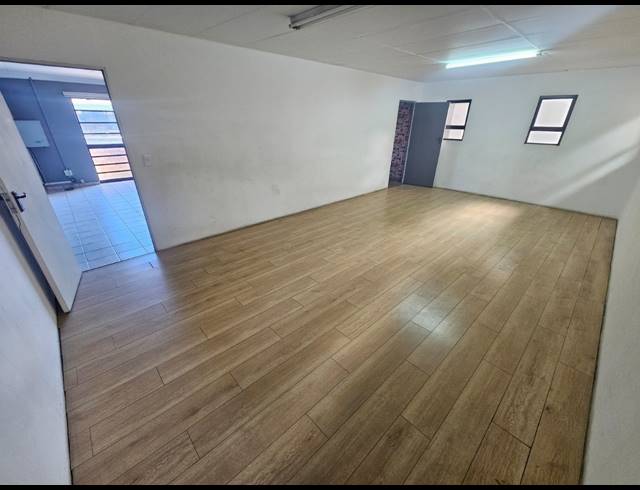 340M² WAREHOUSE FOR SALE IN ANDERBOLT